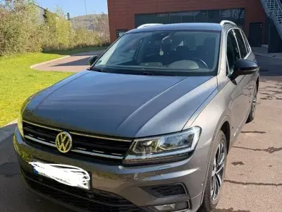Gebraucht VW Tiguan IQ Drive 150 PS (110 kW) 2019 Grau SUV