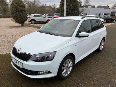 Weiß Gebraucht 2018 Skoda Fabia Clever Kombi | 11.980 € (Fairer Preis)