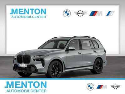 Schwarz Neu 2025 BMW X7 M Sport SUV | 111.990 € (Guter Preis)
