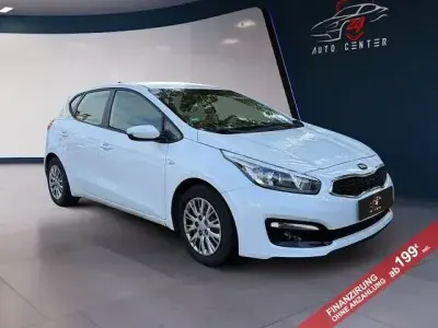 Gebraucht Kia Ceed 90 PS (66 kW) 2016 Weiß Kleinwagen
