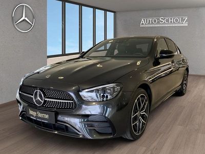 Grau Gebraucht 2021 Mercedes E300 AMG Limousine | 38.485 € (Etwas zu teuer)
