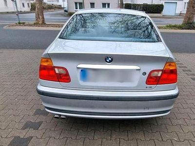 gebraucht BMW 320 I BJ 1998.6 Zylinder. Mit tüv