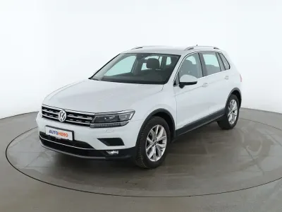 Gebraucht VW Tiguan Highline 150 PS (110 kW) 2020 Weiß SUV