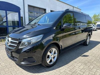 Mercedes V220