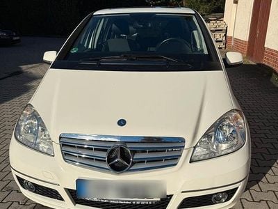 Weiß Gebraucht 2009 Mercedes A160 Limousine | 3.950 € (Fairer Preis)