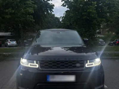 Gebraucht Land Rover Range Rover Sport 249 PS (183 kW) 2018 Schwarz SUV