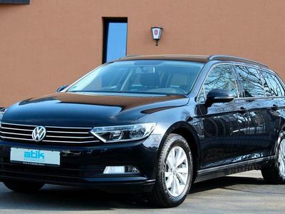 Gebraucht VW Passat 125 PS (91 kW) 2018 Schwarz Kombi