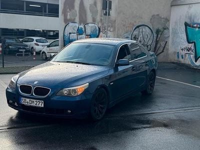 BMW 525