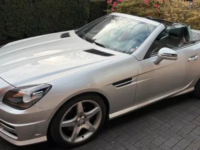 Usata Mercedes SLK200 AMG 184 CV (135 kW) 2011 Argento Cabrio