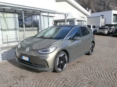 Gebraucht VW ID.3 Pro Performance 150 kW (204 PS) 2023 Grün Kleinwagen