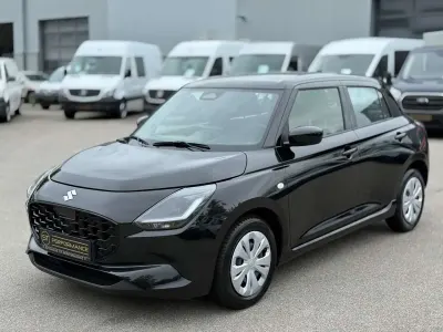 Gebraucht Suzuki Swift Club 83 PS (61 kW) 2025 Schwarz Kleinwagen