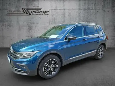 Gebraucht VW Tiguan Move 150 PS (110 kW) 2023 Blau SUV