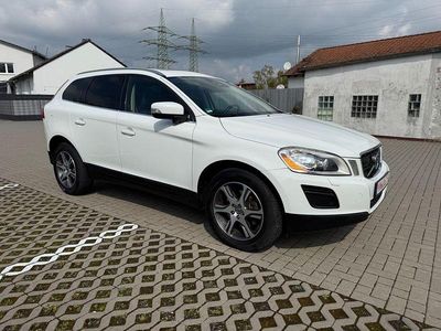 Gebraucht Volvo XC60 Summum 215 PS (158 kW) 2012 Weiß SUV