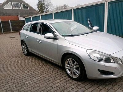 Gebraucht Volvo V60 Summum 205 PS (150 kW) 2011 Silber Kombi
