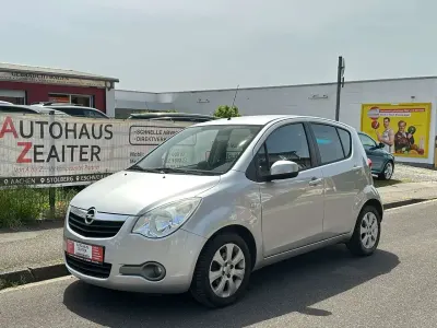 Gebraucht Opel Agila Edition 65 PS (47 kW) 2009 Silber Kleinwagen