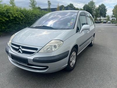 Citroën C8