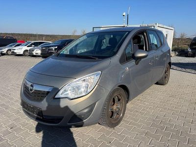 Gebraucht Opel Meriva Active 131 PS (96 kW) 2013 Braun Van / Kleinbus