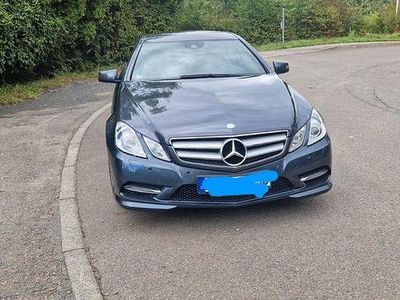 Mercedes E200