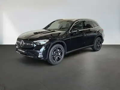 Gebraucht Mercedes GLC200 AMG 163 PS (119 kW) 2026 Schwarz SUV