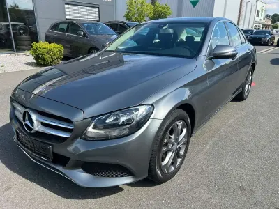 Gebraucht Mercedes C200 Avantgarde 184 PS (135 kW) 2018 Selenitgrau Limousine