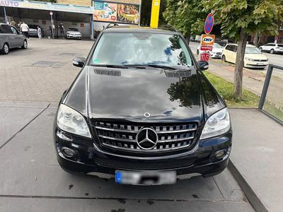 Mercedes ML320