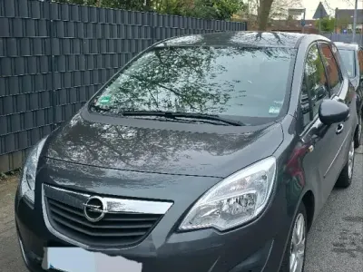 Gebraucht Opel Meriva 140 PS (102 kW) 2010 Andere farben Van / Kleinbus