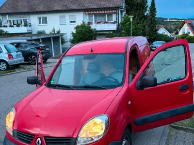 Gebraucht Renault Kangoo 61 PS (44 kW) 2007 Rot Van / Kleinbus