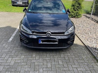 gebraucht VW Golf VII Variant R-Line