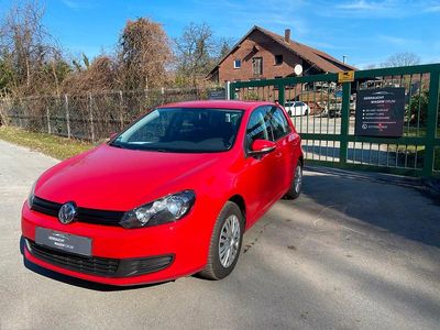 Gebraucht VW Golf VI 80 PS (58 kW) 2009 Rot Kleinwagen