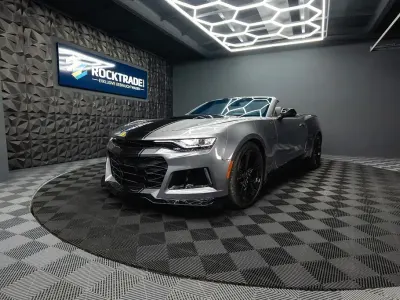 Używany Chevrolet Camaro ZL1 275 KM (202 kW) 2020 Szary Kabriolet