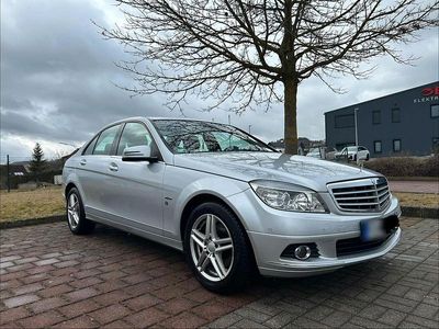 Gebraucht Mercedes C180 156 PS (114 kW) 2010 Silber Limousine