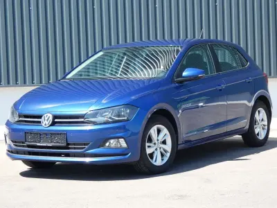 Gebraucht VW Polo Comfortline 75 PS (55 kW) 2018 Reef blue Kleinwagen