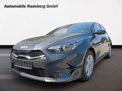 Gebraucht Kia Ceed 120 PS (88 kW) 2024 Pentametal met Kleinwagen