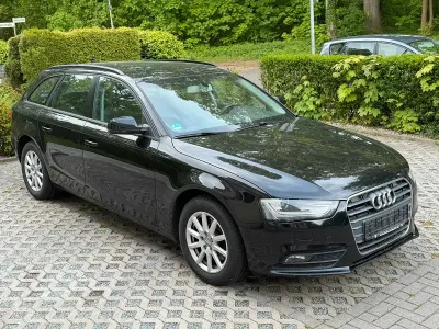 Używany Audi A4 143 KM (105 kW) 2013 Czarny Kombi