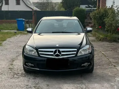 Gebraucht Mercedes C180 Avantgarde 109 PS (80 kW) 2007 Schwarz Limousine