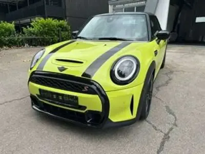 Gebraucht Mini Cooper S Cabriolet Classic 178 PS (130 kW) 2023 Zesty yellow Cabrio