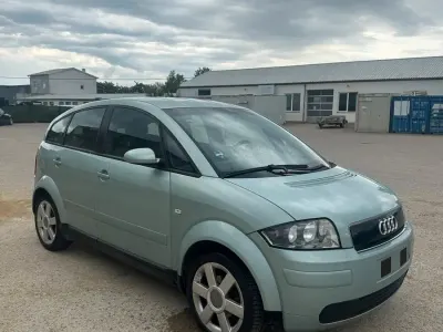 Gebraucht Audi A2 75 PS (55 kW) 2002 Grün Kleinwagen