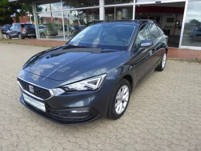 Gebraucht Seat Leon Style 150 PS (110 kW) 2022 Grau Limousine