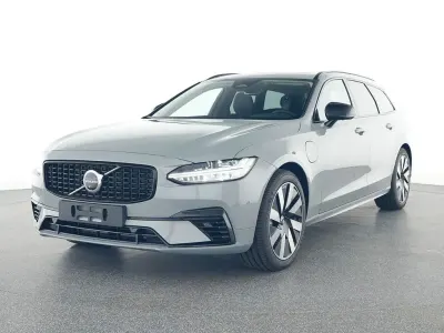 Second-hand Volvo V90 Plus 253 CP (186 kW) 2025 Gri Break