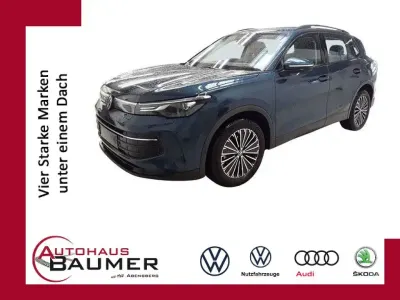Gebraucht VW Tiguan Life 150 PS (110 kW) 2025 Night blue (metallic) SUV