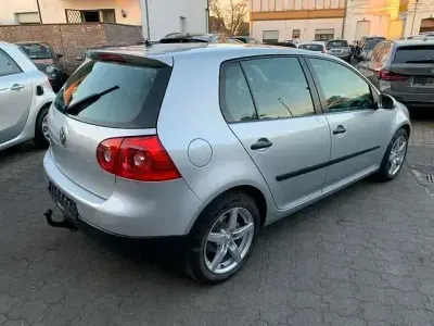 Gebraucht VW Golf V 75 PS (55 kW) 2006 Silber Kleinwagen