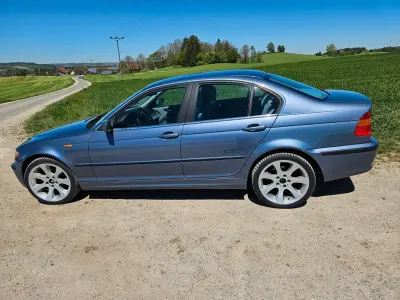 Usata BMW 320 170 CV (125 kW) 2003 Blu Berlina