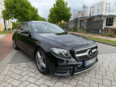 Gebraucht Mercedes E350 AMG line 258 PS (189 kW) 2016 Schwarz Limousine