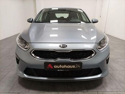 Gebraucht Kia Ceed Vision 160 PS (117 kW) 2022 Silber Kleinwagen