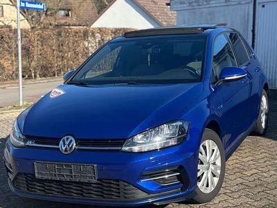 Usata VW Golf VII R-line 116 CV (85 kW) 2019 Blu Berlina