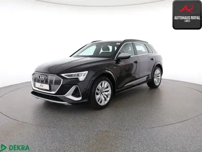 Gebraucht Audi e-tron Sport 369 kW (503 PS) 2023 Mythosschwarz SUV
