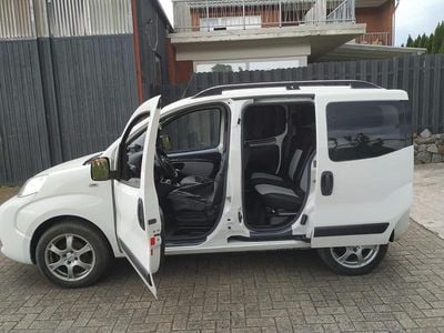 Gebraucht Fiat Fiorino 77 PS (56 kW) 2016 Weiß Van / Kleinbus