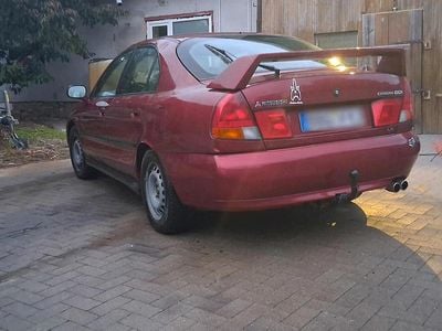 Mitsubishi Carisma