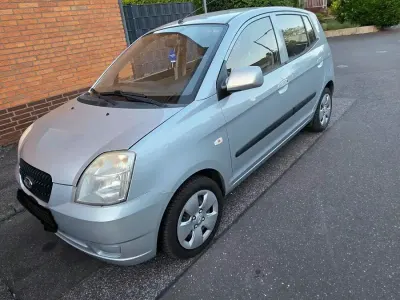 Gebraucht Kia Picanto 65 PS (47 kW) 2007 Silber Kleinwagen