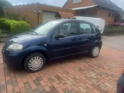 Usado Citroën C3 Comfort 60 CV (44 kW) 2008 Azul Berlina